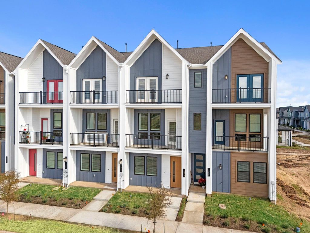 1332 Mercantile Street, Richmond, TX 77406