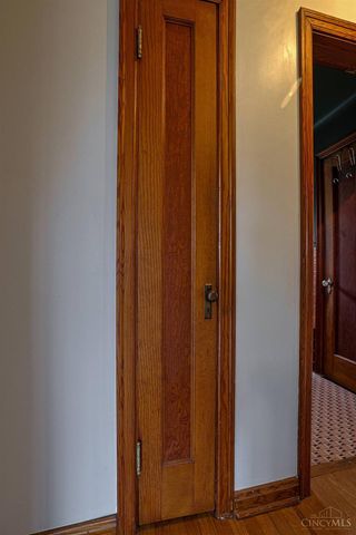 4228 Homelawn Avenue, Green Twp, OH 45211