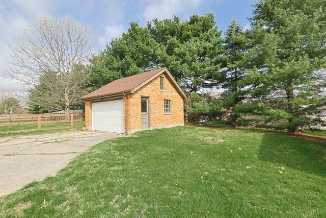 4228 Homelawn Avenue, Green Twp, OH 45211