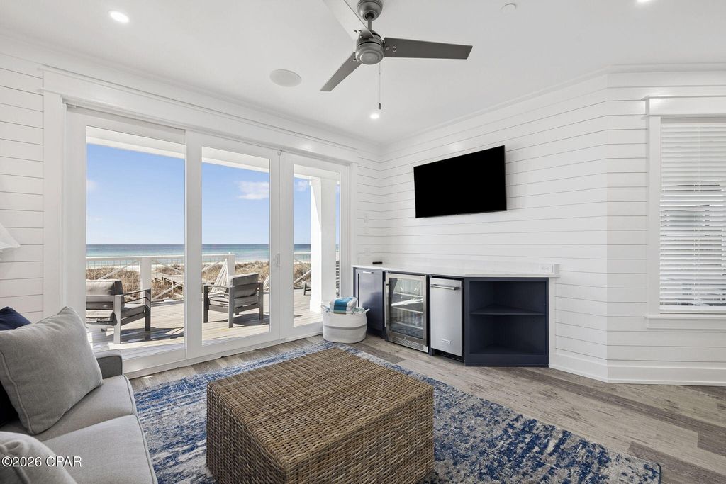 Image 10 of property listing at 16525 Front Beach Road, Panama City Beach, FL 32413
