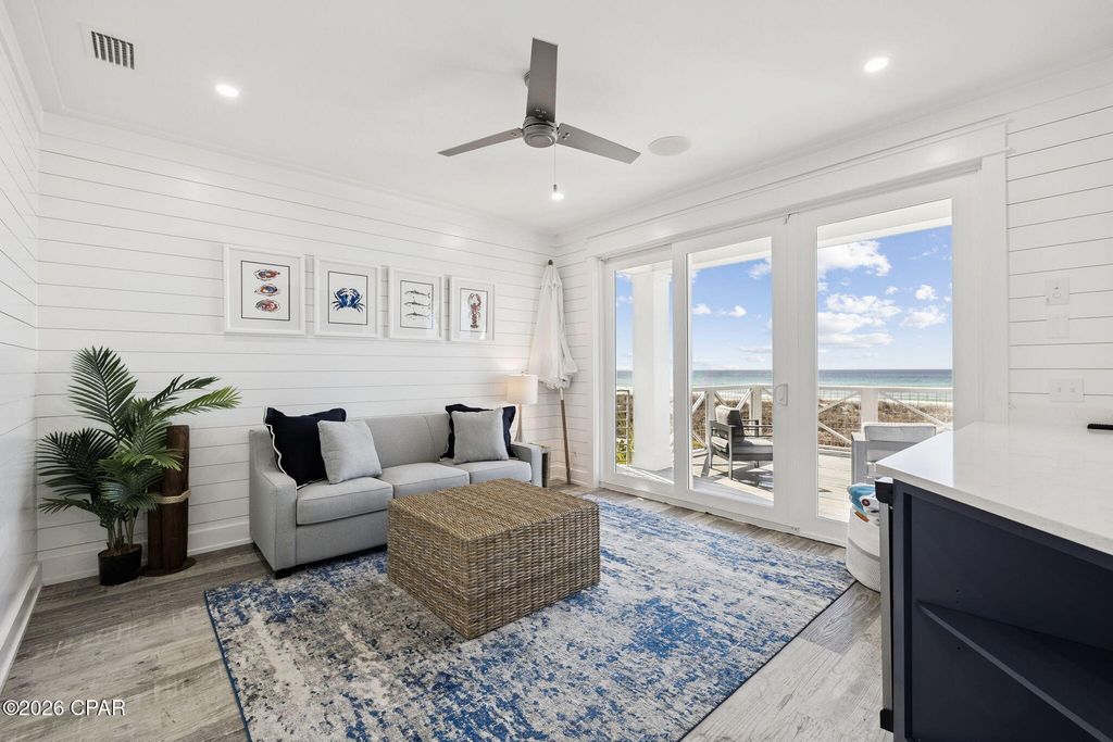 Image 9 of property listing at 16525 Front Beach Road, Panama City Beach, FL 32413