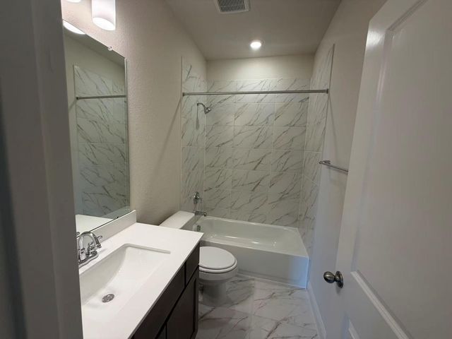 4014 Colony Lane, Missouri City, TX 77459