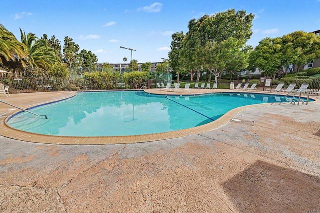 3050 Rue D'Orleans 101, San Diego, CA 92110