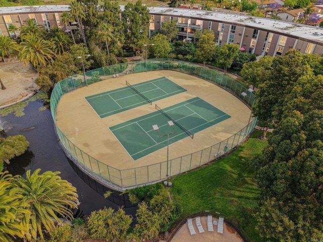 3050 Rue D'Orleans 101, San Diego, CA 92110