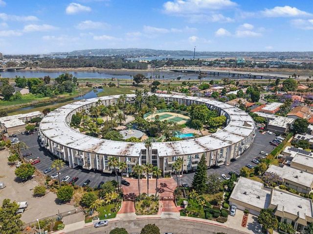 3050 Rue D'Orleans 101, San Diego, CA 92110