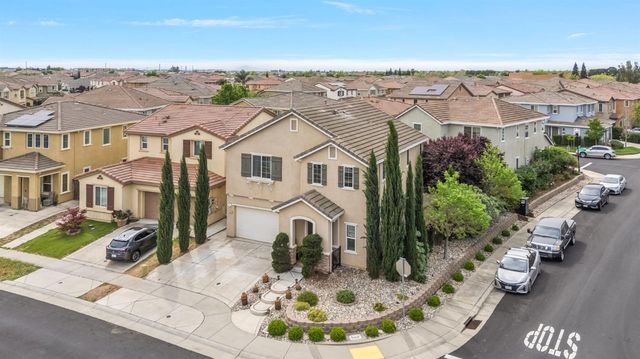 9848 Porto Bay Dr, Elk Grove, CA 95757