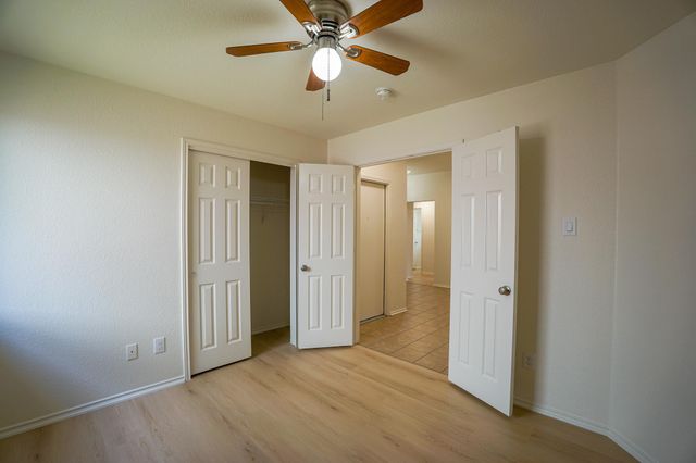 1520 Darjeeling DR, Pflugerville, TX 78660