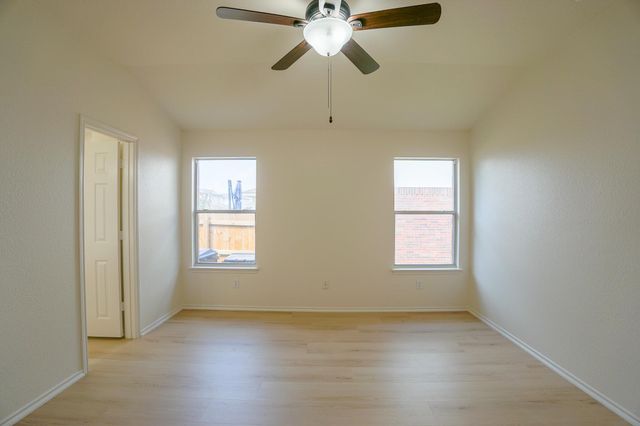 1520 Darjeeling DR, Pflugerville, TX 78660