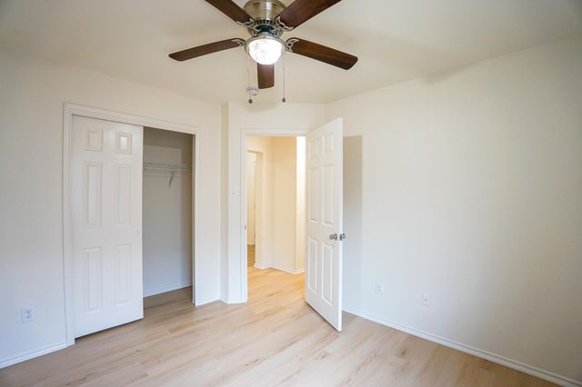 1520 Darjeeling DR, Pflugerville, TX 78660