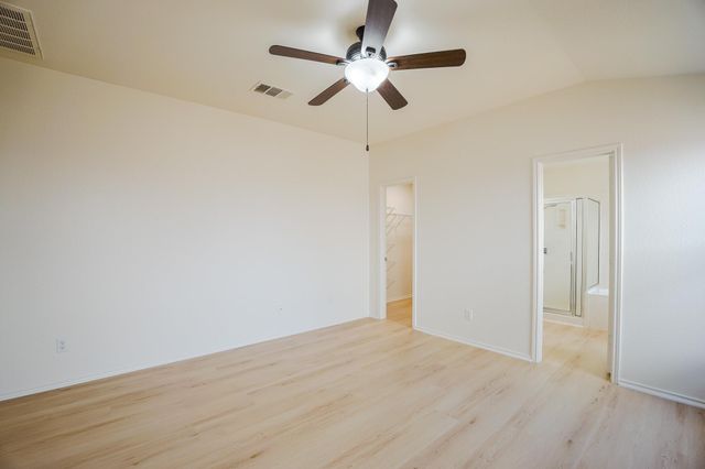 1520 Darjeeling DR, Pflugerville, TX 78660