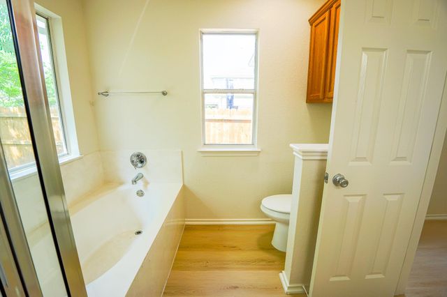 1520 Darjeeling DR, Pflugerville, TX 78660