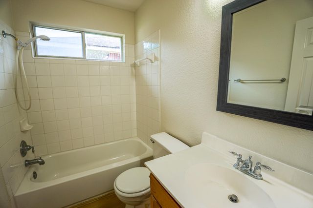 1520 Darjeeling DR, Pflugerville, TX 78660