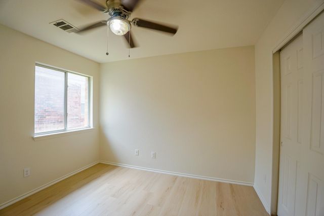 1520 Darjeeling DR, Pflugerville, TX 78660