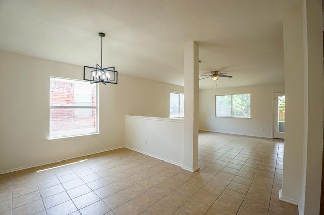 1520 Darjeeling DR, Pflugerville, TX 78660