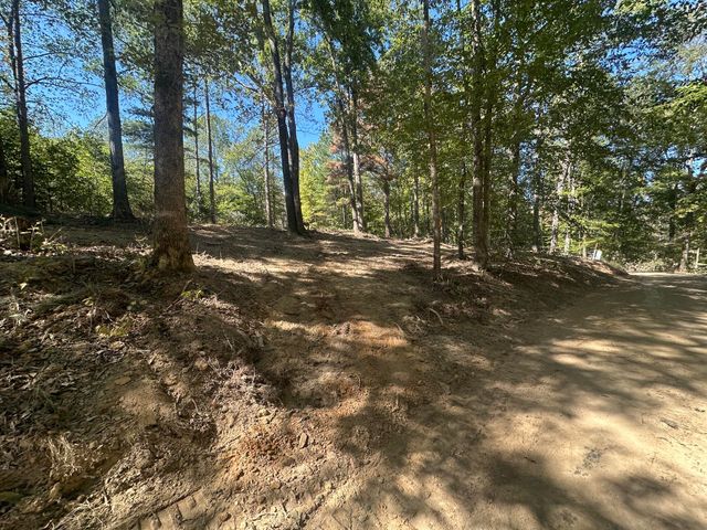 282 Sugar 2 Road, Nancy, KY 42544