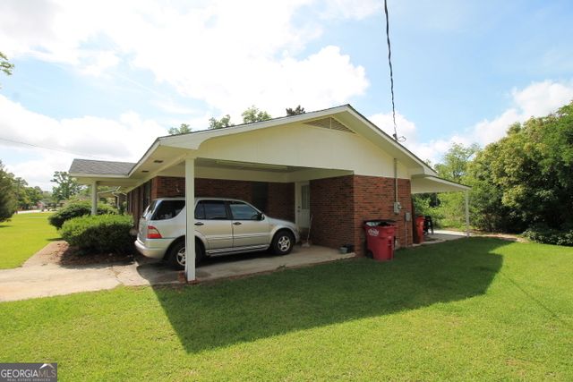 114 W 8th Street, Alma, GA 31510