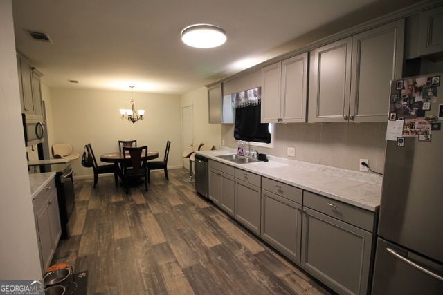 114 W 8th Street, Alma, GA 31510