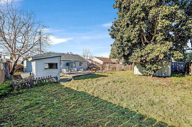 21014 Hathaway Ave, San Lorenzo, CA 94541