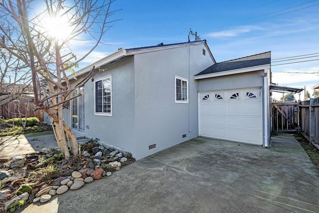 21014 Hathaway Ave, San Lorenzo, CA 94541