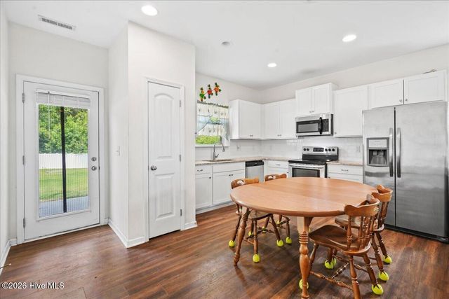 230 Timberline Oak Drive, Goldsboro, NC 27534