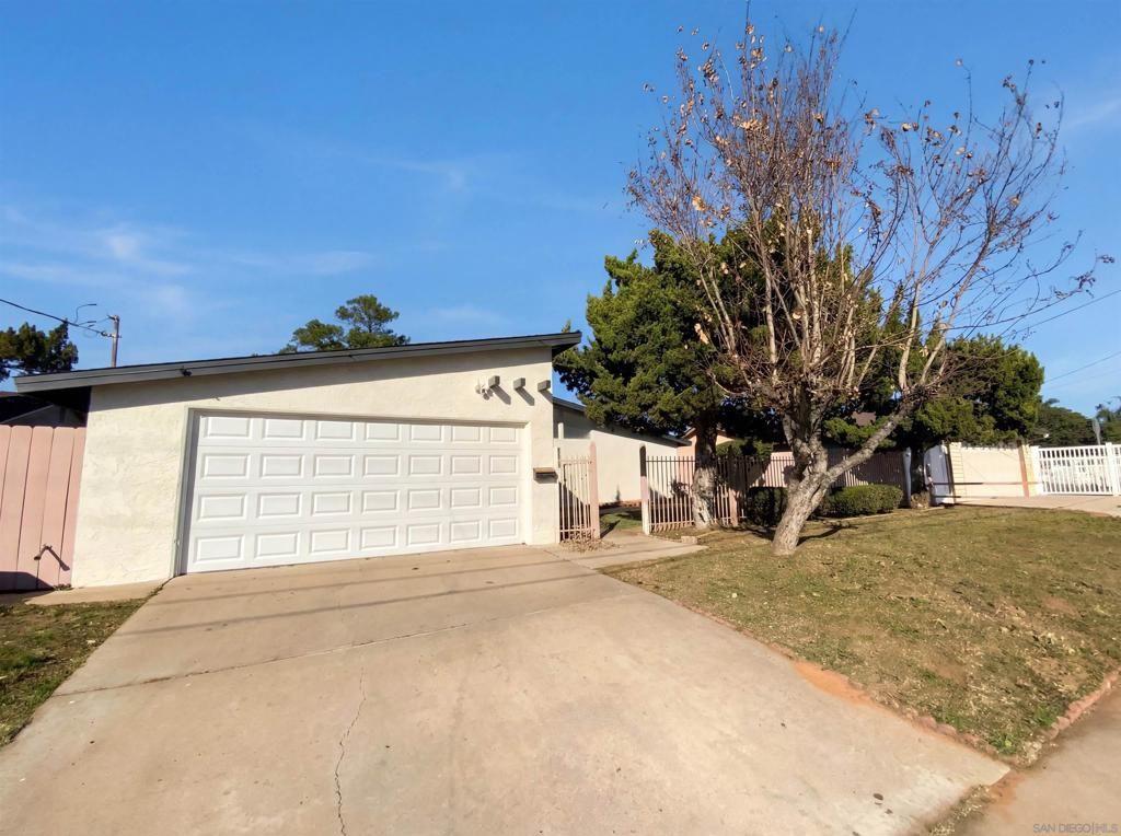 1494 Dumar Ave, El Cajon, CA 92019