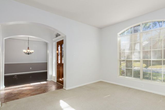 2922 Maple Bend Drive, Kingwood, TX 77345