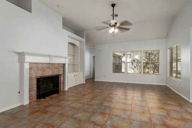 2922 Maple Bend Drive, Kingwood, TX 77345