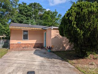 5211 Mildred Street, Savannah, GA 31405