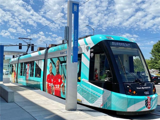 2949 Grand Avenue, Kansas City, MO 64108