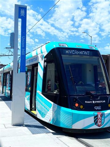 2949 Grand Avenue, Kansas City, MO 64108