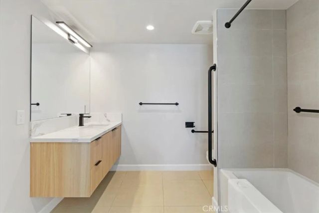 321 S Oxford Avenue 606, Los Angeles, CA 90020