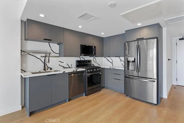 321 S Oxford Avenue 606, Los Angeles, CA 90020