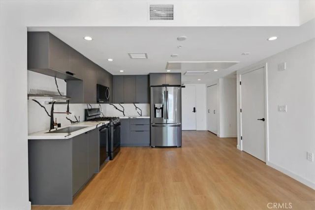 321 S Oxford Avenue 606, Los Angeles, CA 90020