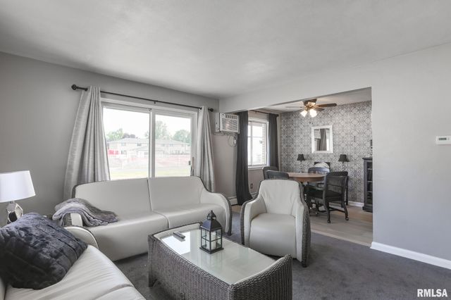646 S 4TH Avenue, Morton, IL 61550