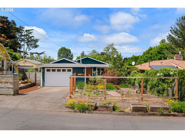 2715 Se 77TH Ave, Portland, OR 97206