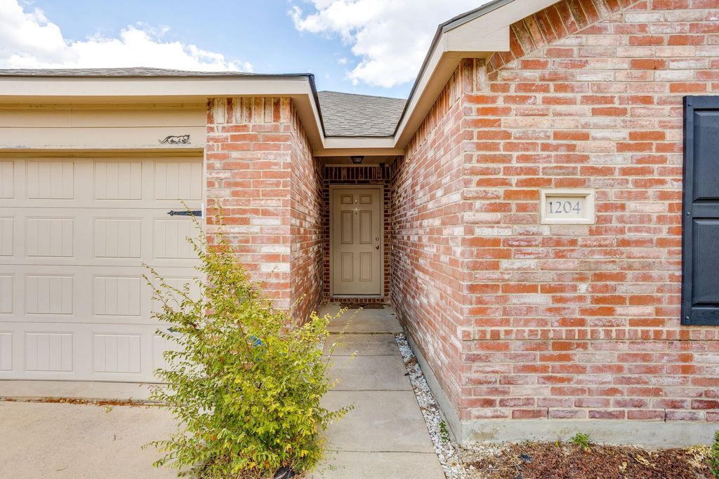 1204 Foxglove Lane, Burleson, TX 76028 — photo 5