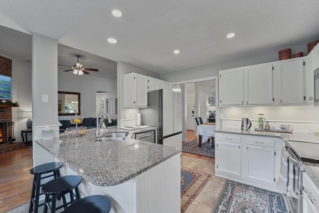 109 Oyster Point Row, Charleston, SC 29412