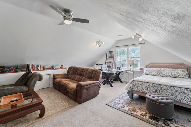 109 Oyster Point Row, Charleston, SC 29412