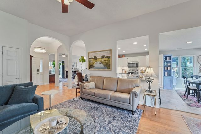 109 Oyster Point Row, Charleston, SC 29412