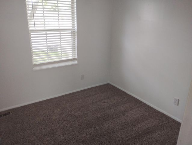 2629 Ipswick Circle, Columbus, OH 43224