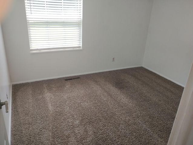 2629 Ipswick Circle, Columbus, OH 43224