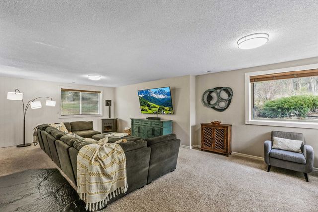 216 W Fleming Ave, Colbert, WA 99005