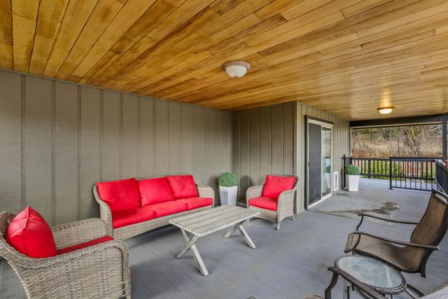 216 W Fleming Ave, Colbert, WA 99005