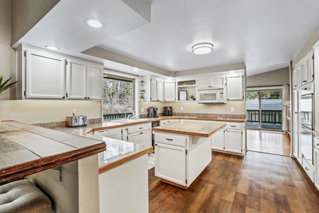 216 W Fleming Ave, Colbert, WA 99005