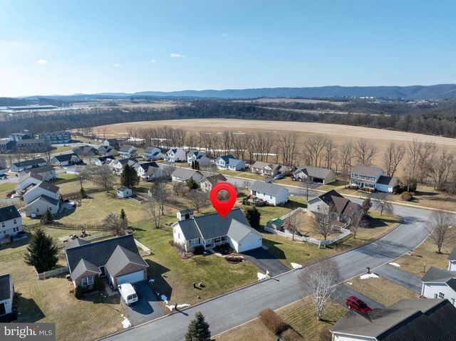 107 ARBOR BLUFF DR, Bellefonte, PA 16823