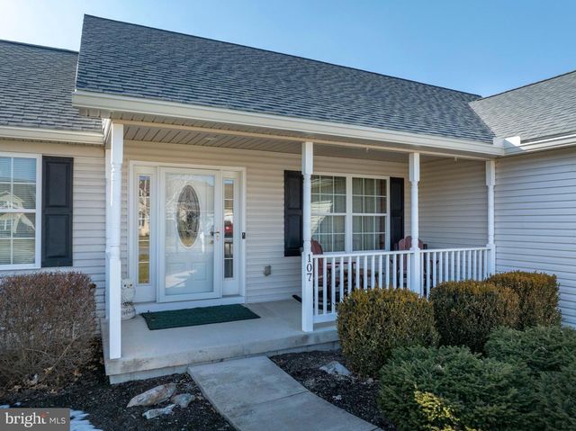 107 ARBOR BLUFF DR, Bellefonte, PA 16823