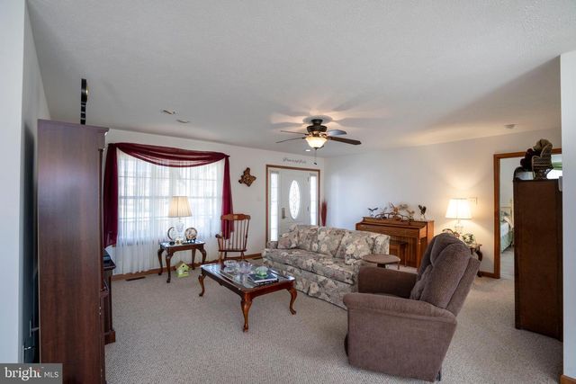 107 ARBOR BLUFF DR, Bellefonte, PA 16823