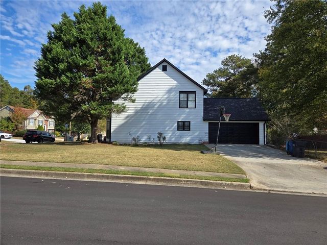 3243 Oak Vista Way, Lawrenceville, GA 30044