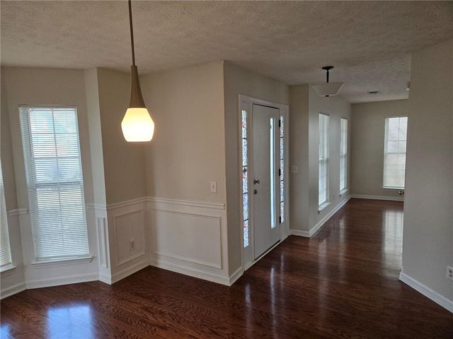 3243 Oak Vista Way, Lawrenceville, GA 30044