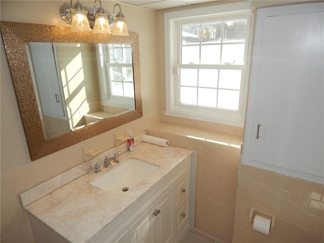 129 Vallette Street, Cranston, RI 02920